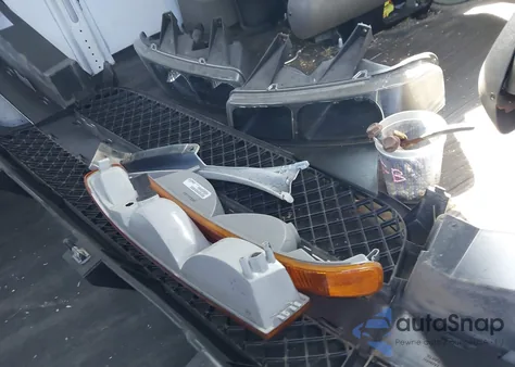 2011 Chevrolet Express G1500 z USA, uszkodzony, nr VIN 1GCSHAF42B1121255